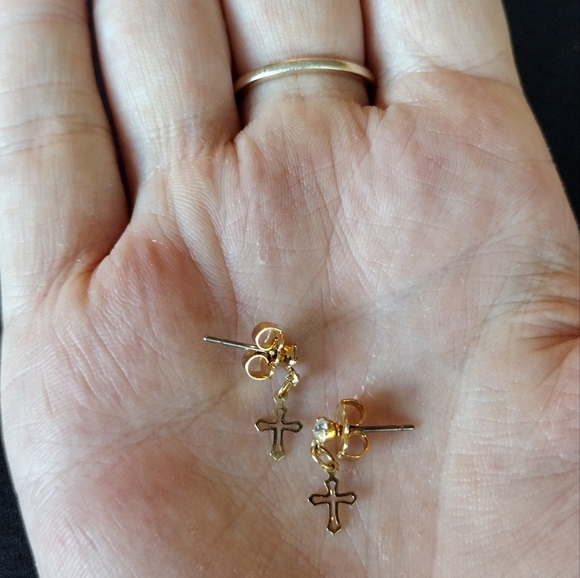 Vintage Avon Gold Cross Dangle Earrings - Picture 5 of 5